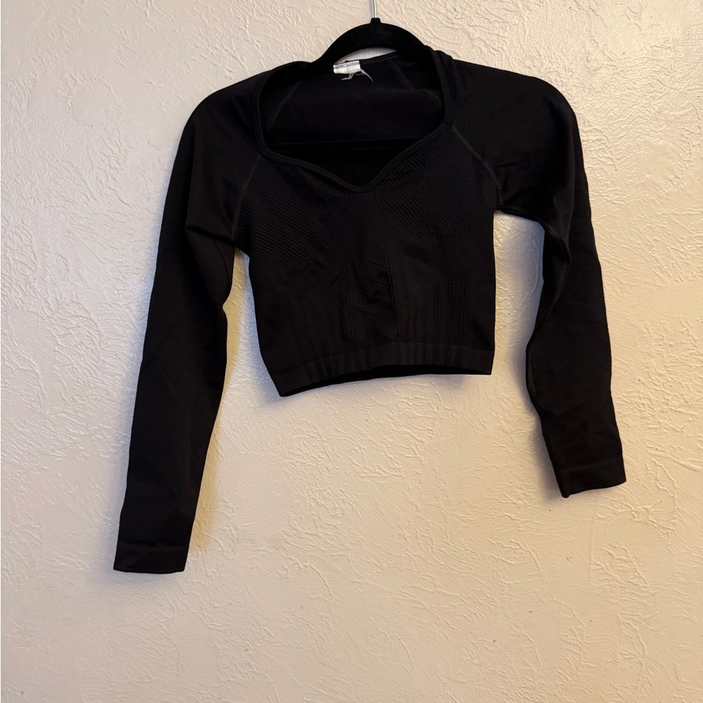 Gymshark Long Sleeve Crop Top